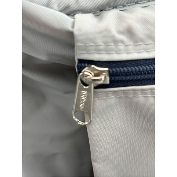 Wilson vintage silver bag with navy blue handle and shoulder strap - Picture 16 of 16